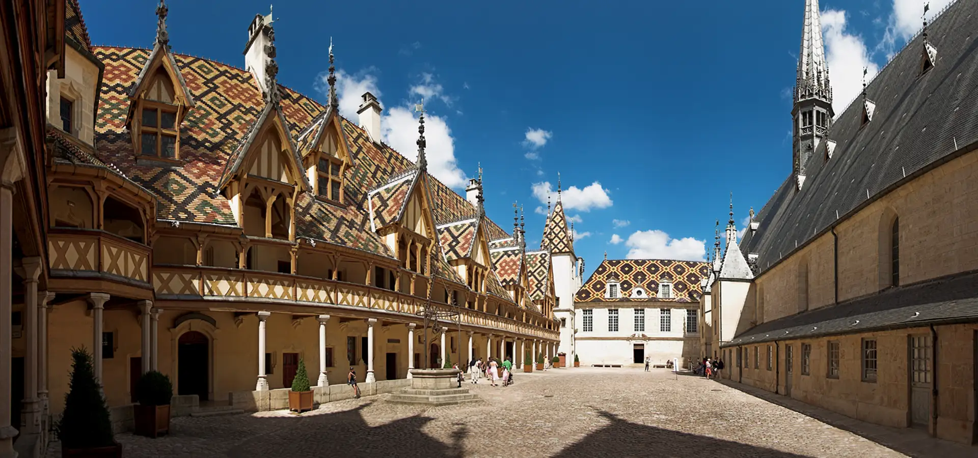 Beaune, France: <strong>The 7 best Michelin Star & gourmet restaurants</strong>